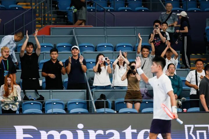 孙发京最终, 赛打进八强, 猜中了 孙发京最终, 赛打进八强, 猜中了